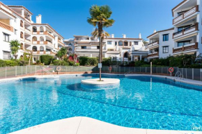 Robina - Pool, Garden, Terrace & Beach